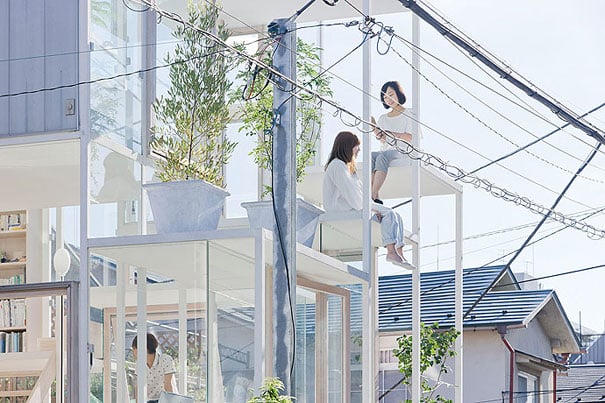 16 Beautiful Images of a Transparent House In Japan