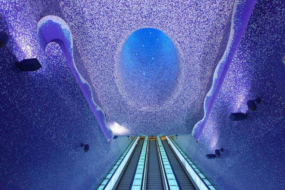 impressive-metro-subway-underground-stations-13