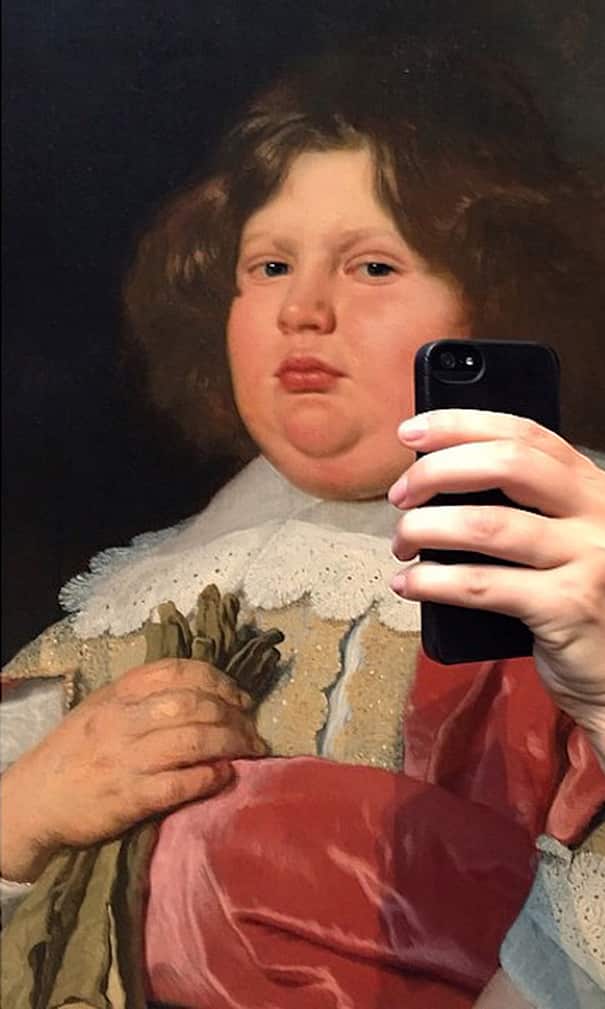 Designer Made Old Museum Paintings Take Selfies