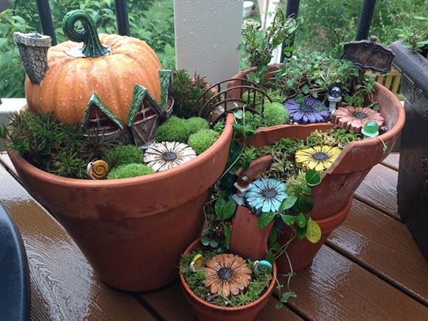 diy-broken-pot-fairy-garden-6