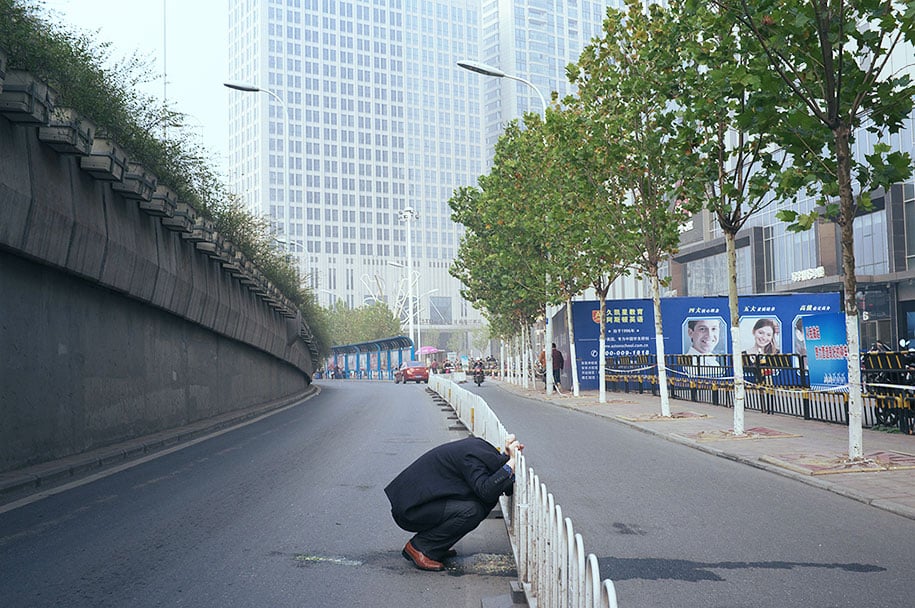 china-perfectly-timed-street-photography-tao-liu-6