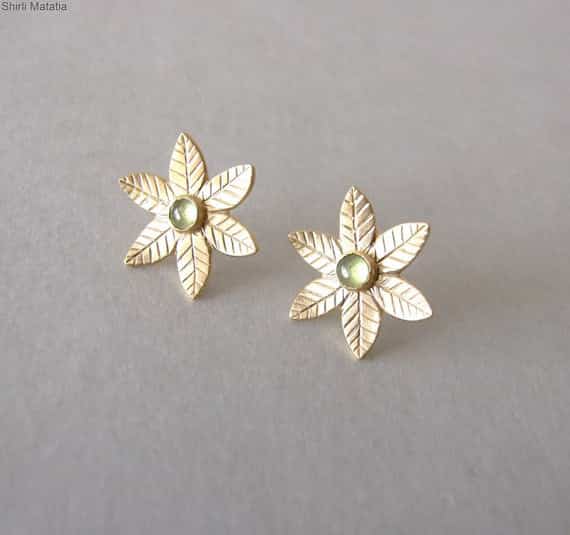 Gold Flower Studs With Peridot