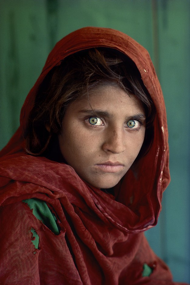 Afghan Girl, Pakistan, 1984, Steve McCurry.