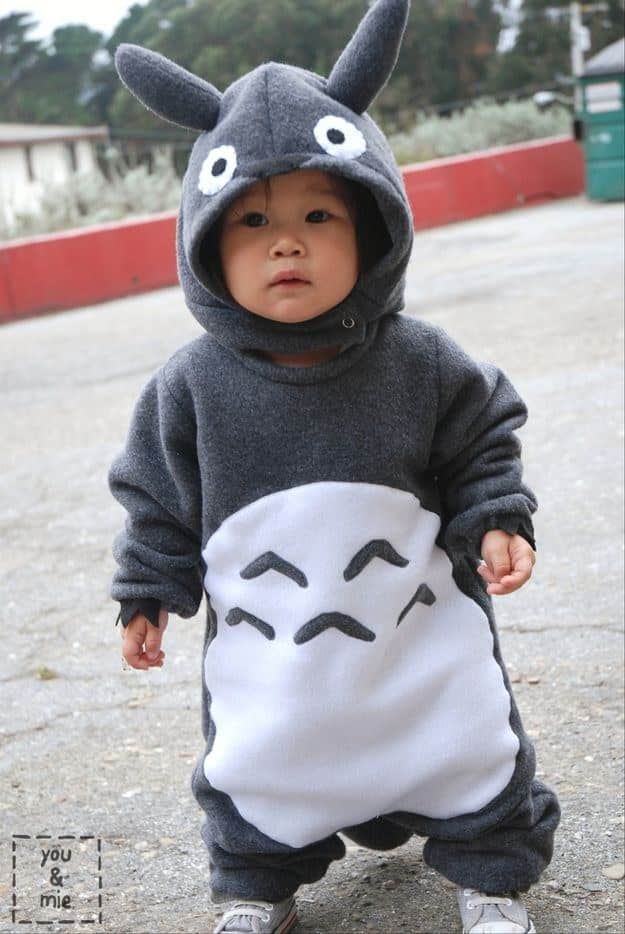 The explicit key to maximum cuteness: baby Totoro costume.