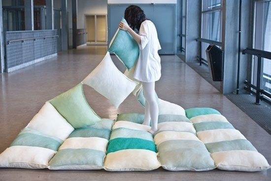 Make an epic pillow quilt for backyard slumber parties/movie night.