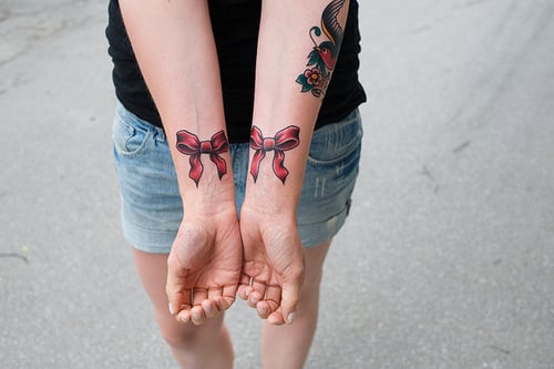 40 Gorgeous Bow Tattoo Ideas -DesignBump