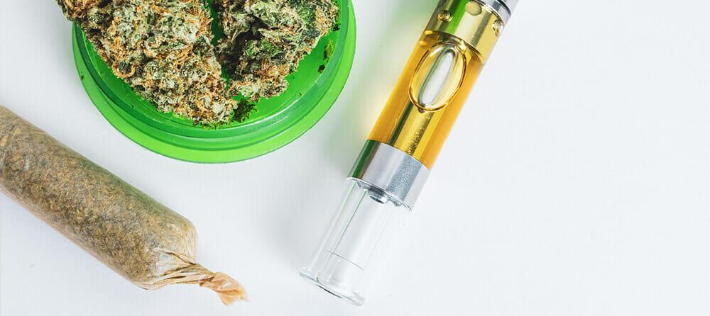 Why Smoking hemp is Better than Vaping | Know what you're smoking